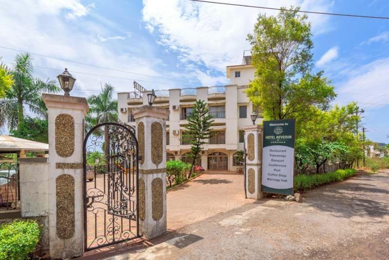 Treebo Reveniir Resort Lonavala Luaran gambar