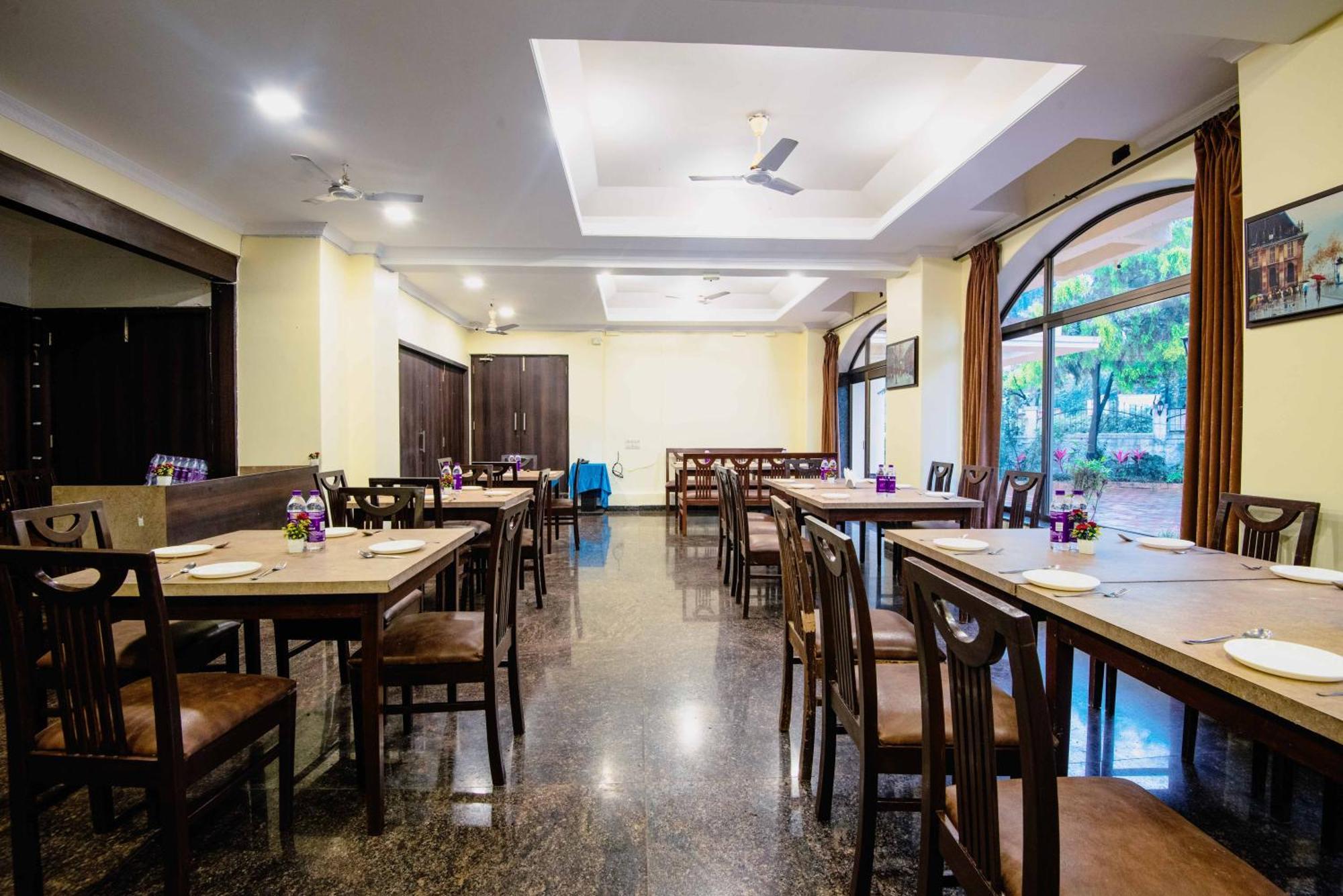 Treebo Reveniir Resort Lonavala Luaran gambar