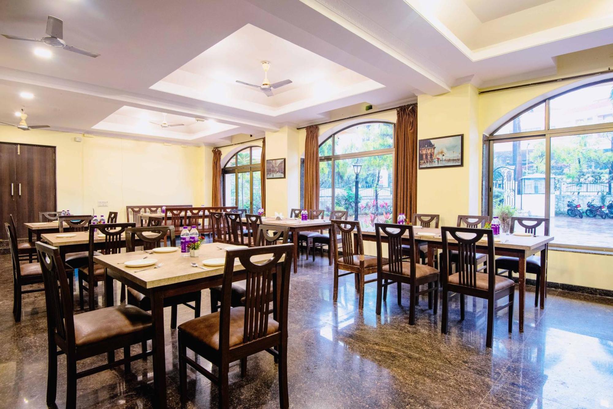 Treebo Reveniir Resort Lonavala Luaran gambar