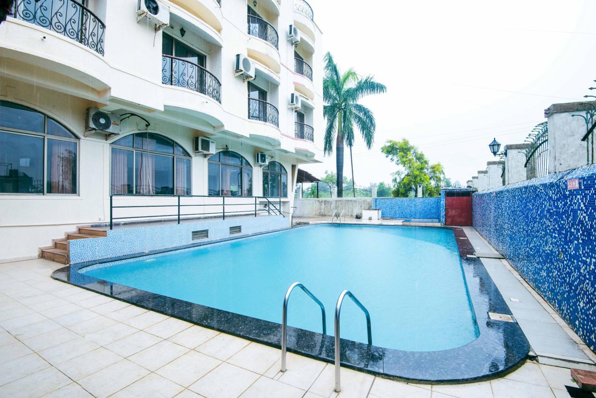 Treebo Reveniir Resort Lonavala Luaran gambar