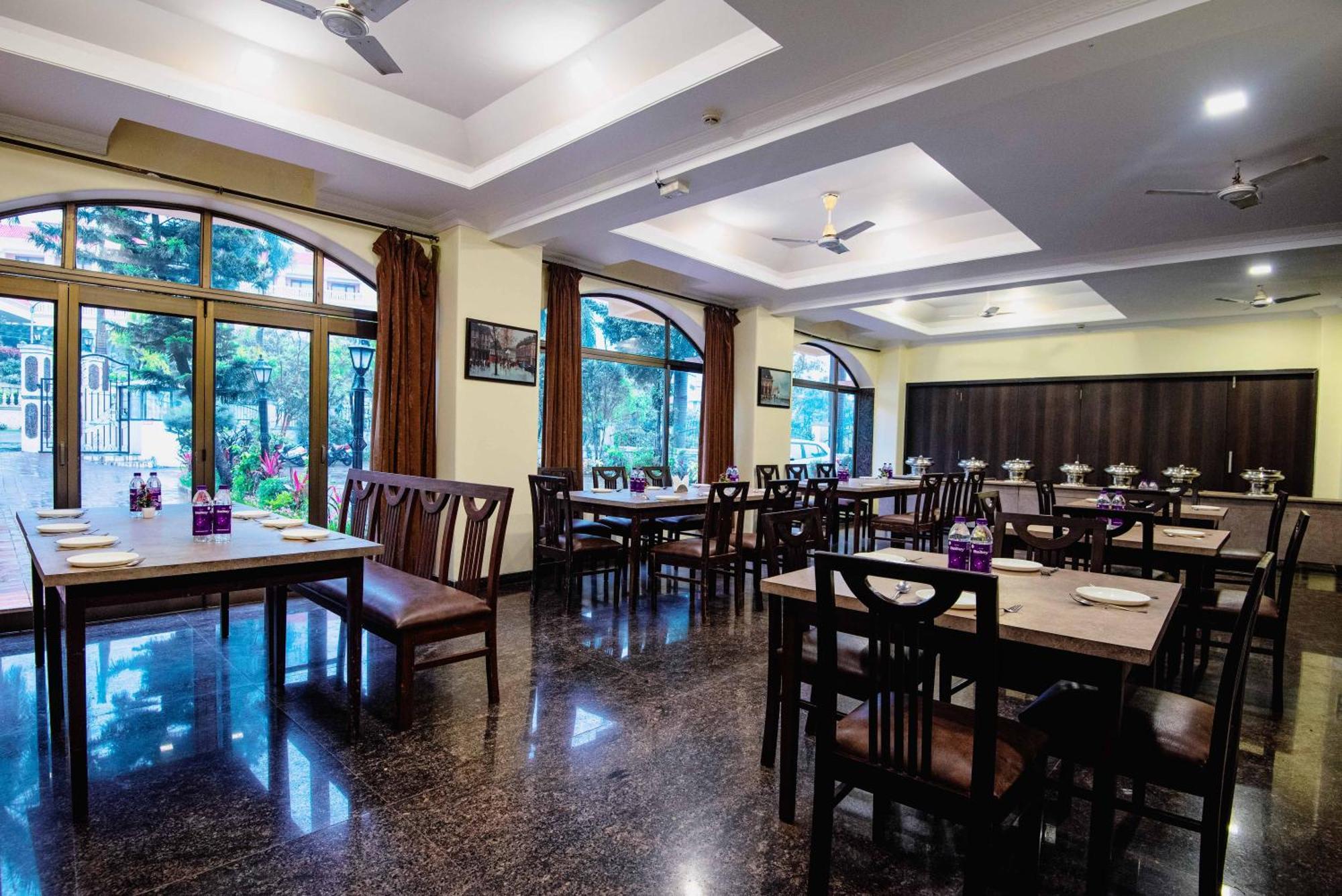 Treebo Reveniir Resort Lonavala Luaran gambar